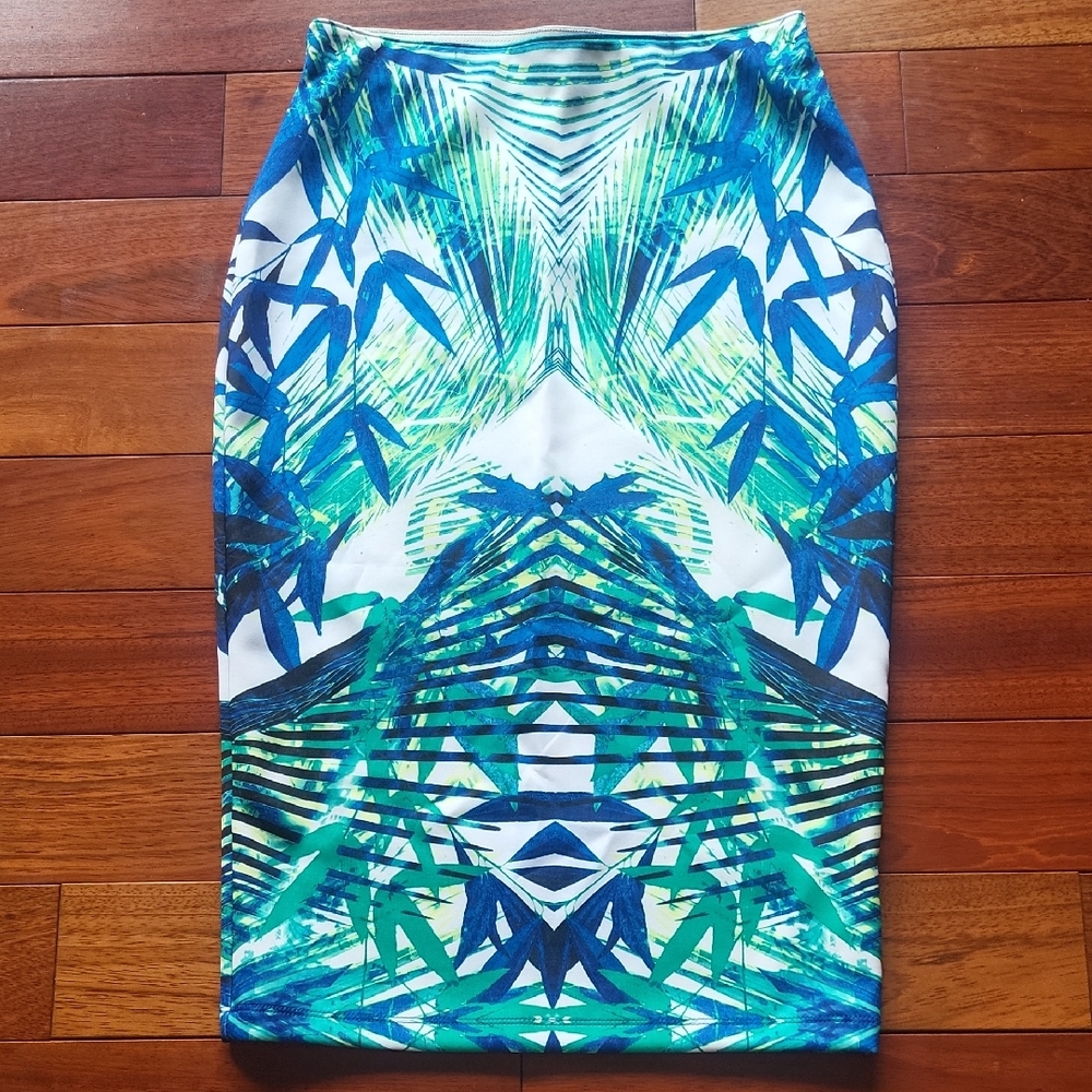 Tropical Colorful Cream and Teal Geometric Skirt Apt 9